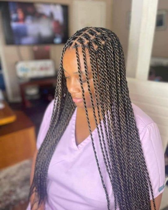 Senegalese Twists detail